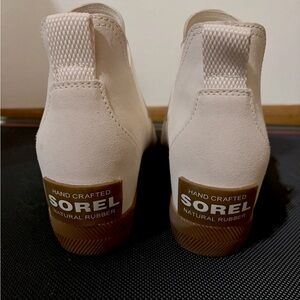 Sorel | Chelsea Ankle Booties